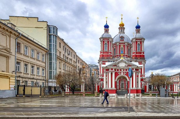 Сергунина: порталы #Москвастобой и Russpass подготовили цикл подкастов о столице