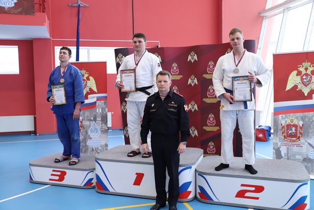 В Москве завершился турнир по дзюдо среди сотрудников вневедомственной охраны