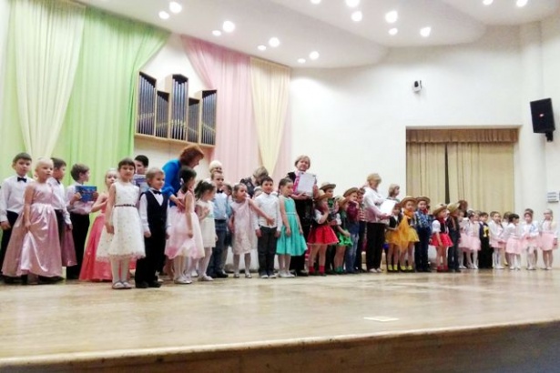 Дошколята из Старого Крюково  успешно выступили на Детском фестивале "Музыкальный теремок"