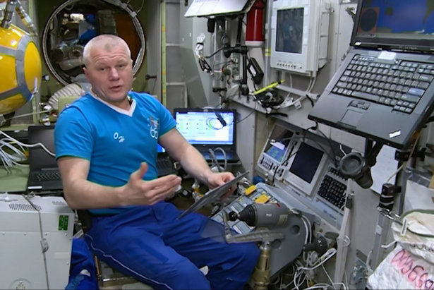 Космонавт Олег Новицкий будет участвовать в сентябрьских выборах с орбиты онлайн