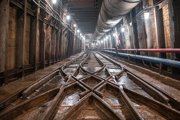 Бочкарев: Строительство новой Троицкой линии метро продвигается хорошими темпами