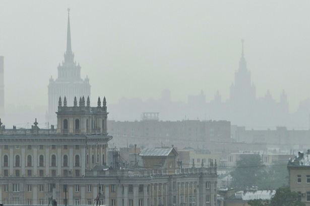 МЧС предупреждает о вероятности нового урагана в Москве