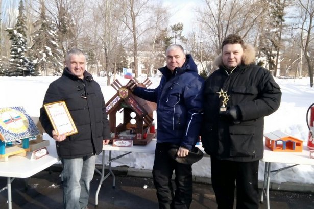 Зеленоградские пожарные получили приз за лучший кормушку для птиц