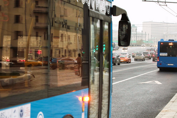 Москва получила полномочия устанавливать типы транспорта для движения по «выделенке»