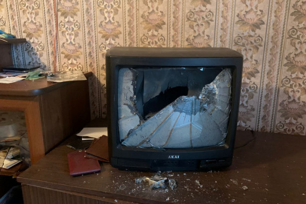 Пьяный дебошир разгромил квартиру своей родственницы, причинив ущерб почти на полмиллиона рублей