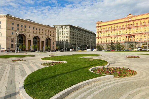 Собянин предложил завершить дискуссию о Лубянской площади