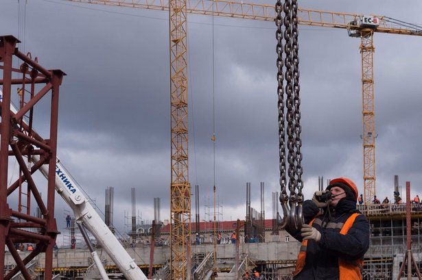 Собянин снял с 12 мая ограничения на работу строительных и промпредприятий