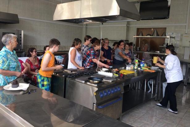Зеленоградским пенсионерам организовали мастер-класс по кулинарии