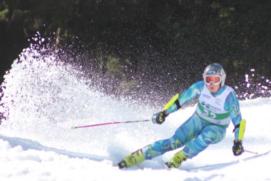Студент зеленоградского МИЭТа завоевал «серебро» в парашютно-лыжном двоеборье