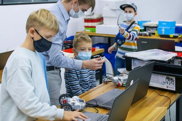 Больше 8,5 тысяч детей приняли участие в первом этапе проекта «День без турникетов» в Москве
