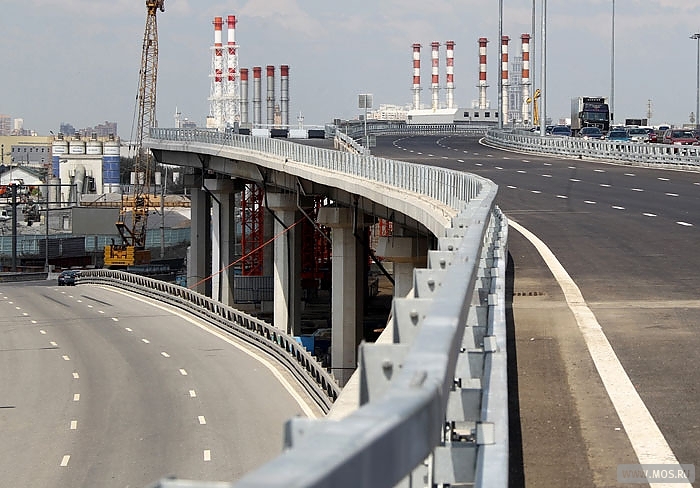 За первые три месяца 2015 года в Москве введено 20 дорожных объектов