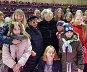 Подопечные Центра поддержки семьи и детства "Зеленоград" посмотрели в Москве ледовый спектакль
