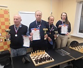 В ГБУ «Славяне» прошел турнир по шахматам