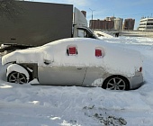 В Старом Крюково ищут владельцев двух брошенных автомобилей